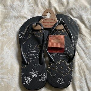 Havaianas Black Flip Flops with White & Gold Floral Print NWT